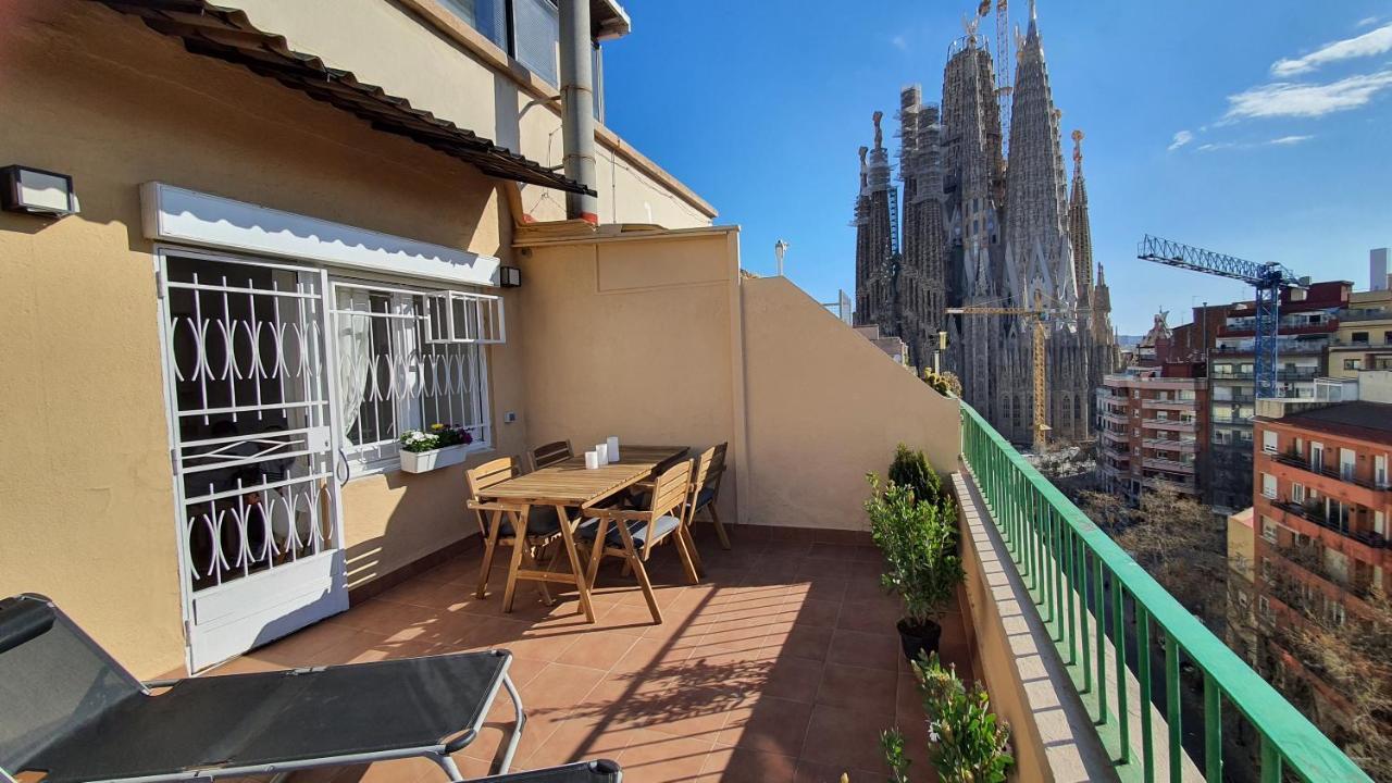 Appartamento Opening Doors Sagrada Familia Barcellona Esterno foto