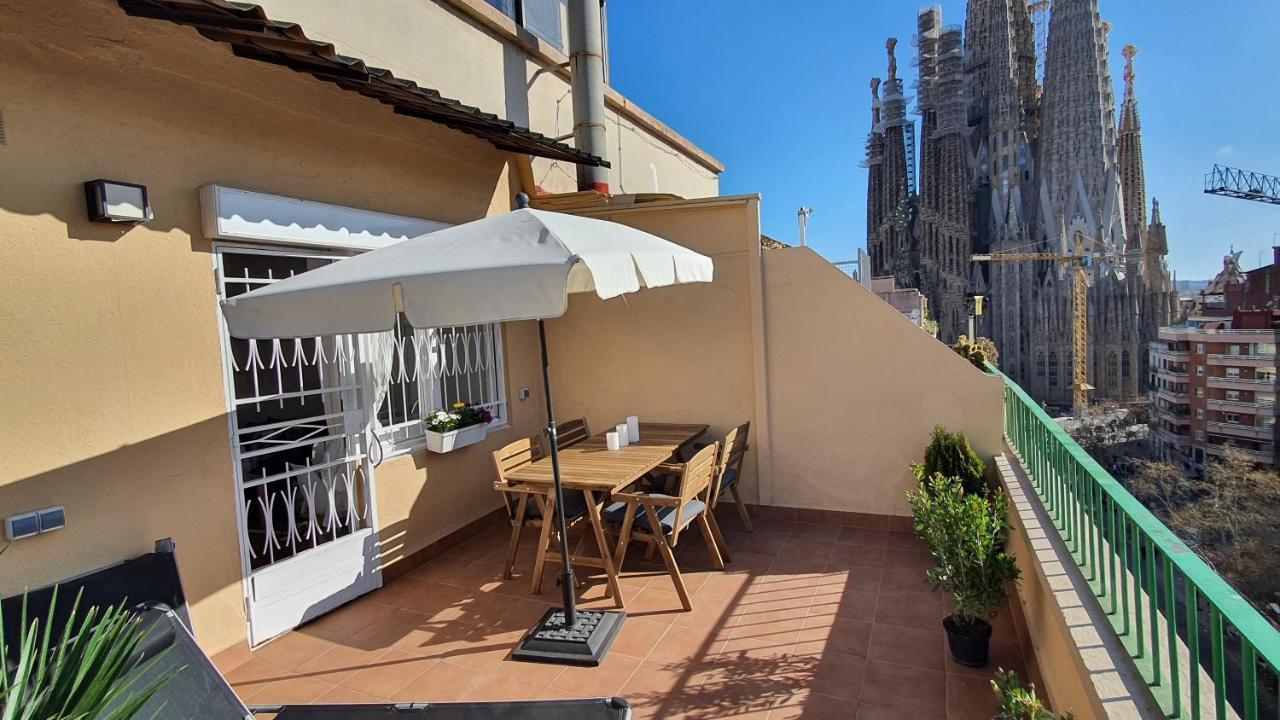Appartamento Opening Doors Sagrada Familia Barcellona Esterno foto